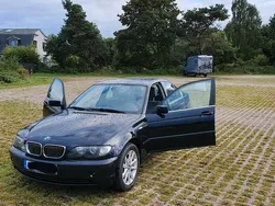 Blau Gebraucht 2004 BMW 316 Exclusive Limousine | 3.000 € (Etwas zu teuer)