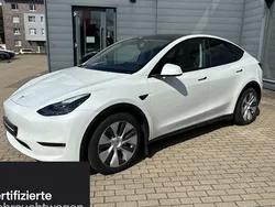 Weiß Gebraucht 2023 Tesla Model Y SUV | 41.100 € (Fairer Preis)