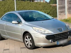Grau Gebraucht 2007 Peugeot 307 CC Cabrio | 1.400 €