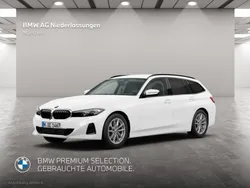 Weiß Gebraucht 2024 BMW 318 Shadowline Kombi | 32.206 € (Superpreis)