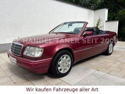 Rot Gebraucht 1994 Mercedes E200 Sportline Cabrio | 17.990 €