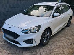 Weiß Gebraucht 2020 Ford Focus ST-Line Kombi | 12.400 € (Fairer Preis)