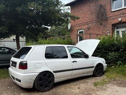 Weiß Gebraucht 1994 VW Golf III Kleinwagen | 4.500 €