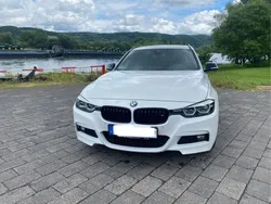 Weiß Gebraucht 2019 BMW 330 M Sport Kombi | 21.800 € (Superpreis)