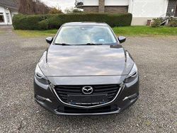 Grau Gebraucht 2018 Mazda 3 Exclusive-Line Limousine | 13.980 € (Fairer Preis)