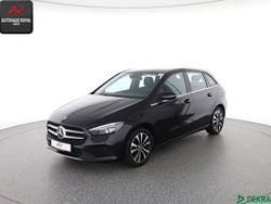 Kosmosschwarz Gebraucht 2022 Mercedes B250e Style Van / Kleinbus | 24.480 € (Guter Preis)