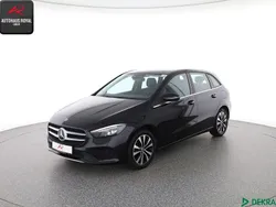 Kosmosschwarz Gebraucht 2022 Mercedes B250e Style Van / Kleinbus | 24.880 € (Fairer Preis)