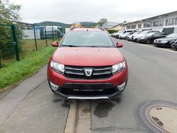 Rot Gebraucht 2015 Dacia Sandero Prestige Kleinwagen | 4.350 € (Superpreis)
