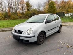 Silber Gebraucht 2003 VW Polo Basis Kleinwagen | 750 € (Guter Preis)