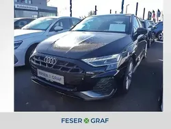 Mythosschwarz metallic Gebraucht 2024 Audi A3 Sportback Ambiente Limousine | 30.880 € (Guter Preis)