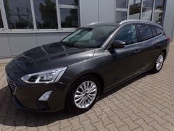 Grey metallic Gebraucht 2019 Ford Focus Titanium Kombi | 17.450 € (Fairer Preis)