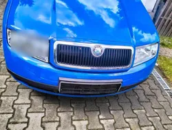 Blau Gebraucht 2003 Skoda Fabia Kleinwagen | 1.000 € (Fairer Preis)