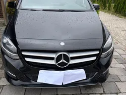 Schwarz Gebraucht 2015 Mercedes B180 Avantgarde Van / Kleinbus | 12.500 € (Guter Preis)