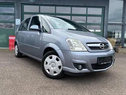 Grau Gebraucht 2008 Opel Meriva Edition Van / Kleinbus | 3.250 € (Etwas zu teuer)