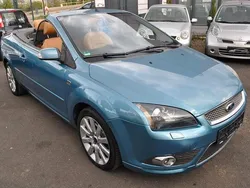Blau Gebraucht 2007 Ford Focus Cabriolet Titanium Cabrio | 6.490 € (Teuer)