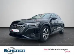 Mythosschwarz metallic Gebraucht 2023 Audi Q8 e-tron Advanced SUV | 50.500 € (Guter Preis)