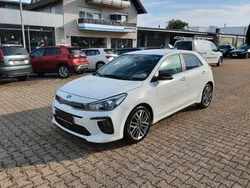 Schneeweiß Gebraucht 2021 Kia Rio GT-Line Limousine | 13.990 € (Fairer Preis)