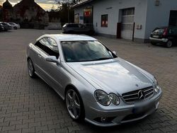 Grau Gebraucht 2009 Mercedes CLK220 Coupé | 6.800 € (Teuer)