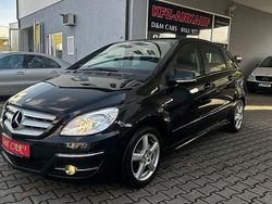Schwarz Gebraucht 2011 Mercedes B200 Van / Kleinbus | 4.999 € (Guter Preis)