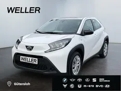 Weiss Neu 2025 Toyota Aygo Play Kleinwagen | 17.980 €