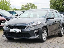 Grau (metallic) Gebraucht 2021 Kia Ceed Sportswagon Vision Kombi | 16.950 € (Teuer)