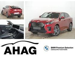 Schwarz Neu 2024 BMW iX2 Luxury Line SUV | 51.940 € (Superpreis)