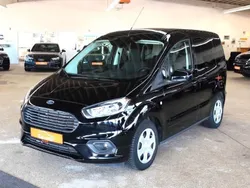 Schwarz Gebraucht 2019 Ford Tourneo Courier Van / Kleinbus | 15.490 € (Fairer Preis)