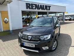 Perlmuttschwarz Gebraucht 2020 Dacia Sandero Prestige Kleinwagen | 11.990 € (Guter Preis)