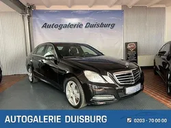 Schwarz Gebraucht 2010 Mercedes E500 Avantgarde Limousine | 15.500 € (Fairer Preis)