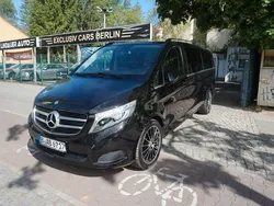 Schwarz Gebraucht 2015 Mercedes V250 Avantgarde Van / Kleinbus | 29.990 € (Fairer Preis)