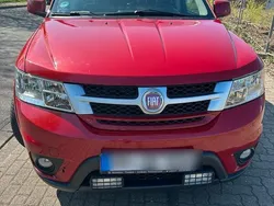 Rot Gebraucht 2012 Fiat Freemont SUV | 7.200 € (Fairer Preis)