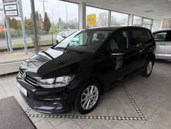 Schwarz Gebraucht 2020 VW Touran Van / Kleinbus | 13.850 € (Fairer Preis)