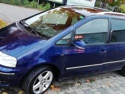 Blau Gebraucht 2005 VW Sharan Comfortline Van / Kleinbus | 2.590 € (Fairer Preis)