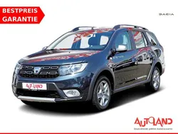 Grau Gebraucht 2019 Dacia Logan Stepway Limousine | 13.950 € (Etwas zu teuer)