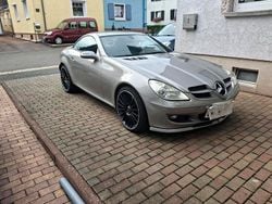 Grau Gebraucht 2004 Mercedes SLK350 Cabrio | 9.400 € (Fairer Preis)