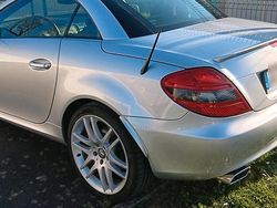 Silber Gebraucht 2009 Mercedes SLK280 Cabrio | 13.500 €