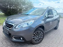 Grau Gebraucht 2014 Peugeot 2008 Active SUV | 4.900 € (Teuer)