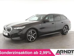 Schwarz Gebraucht 2024 BMW 520 M Sport Kombi | 55.684 € (Superpreis)