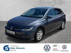 Andere farbe Gebraucht 2024 VW Polo Style Kleinwagen | 21.170 € (Fairer Preis)