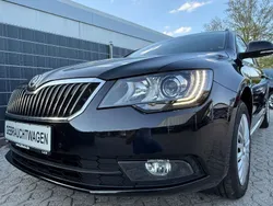 Schwarz Gebraucht 2015 Skoda Superb Active Kombi | 14.700 € (Fairer Preis)