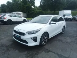 Cararraweiss Gebraucht 2021 Kia Ceed Spirit Limousine | 20.890 € (Etwas zu teuer)