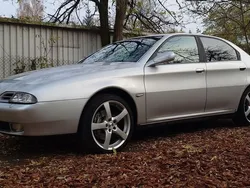 Silber Gebraucht 2001 Alfa Romeo 166 Distinctive Limousine | 1.300 € (Fairer Preis)