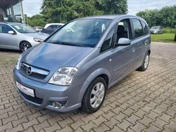 Grau Gebraucht 2006 Opel Meriva Cosmo Van / Kleinbus | 3.950 € (Etwas zu teuer)