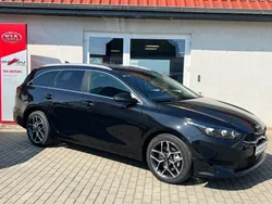 Schwarz Neu 2025 Kia Ceed Sportswagon Kombi | 29.990 € (Teuer)