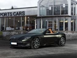 Grün Gebraucht 2021 Aston Martin DB11 Cabrio | 179.000 €