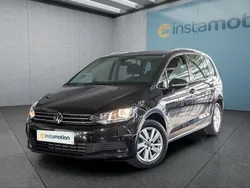Schwarz Gebraucht 2024 VW Touran Van / Kleinbus | 33.749 € (Fairer Preis)