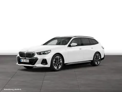Alpinweiss Gebraucht 2024 BMW i5 Comfort Edition Limousine | 64.884 €