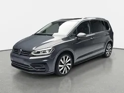 Grau Gebraucht 2024 VW Touran Highline Van / Kleinbus | 39.890 € (Teuer)