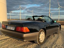 Schwarz Gebraucht 1989 Mercedes SL300 Cabrio | 10.999 €