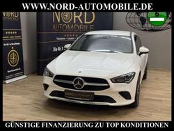 Weiß Gebraucht 2023 Mercedes CLA200 Progressive Kombi | 24.750 € (Guter Preis)
